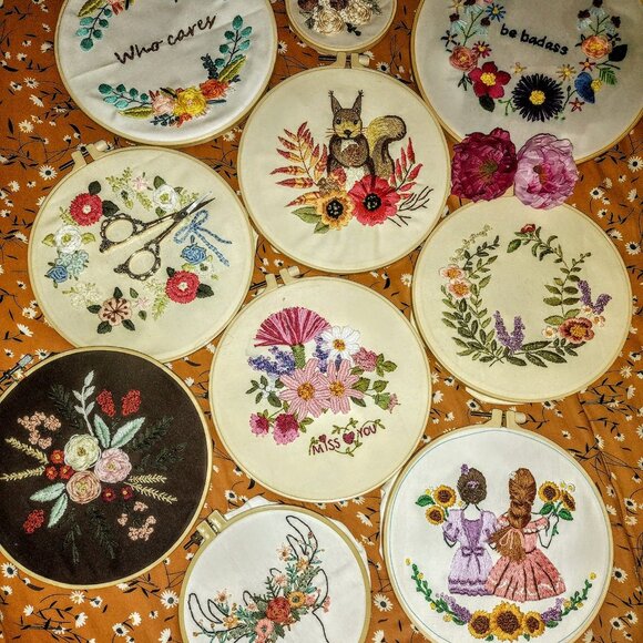 🌸🦌Hand Embroidered beautiful "Deerly Unbeloved" - Picture 13 of 13